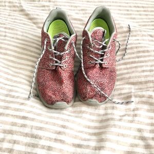 Nike Roshe Run Shoes